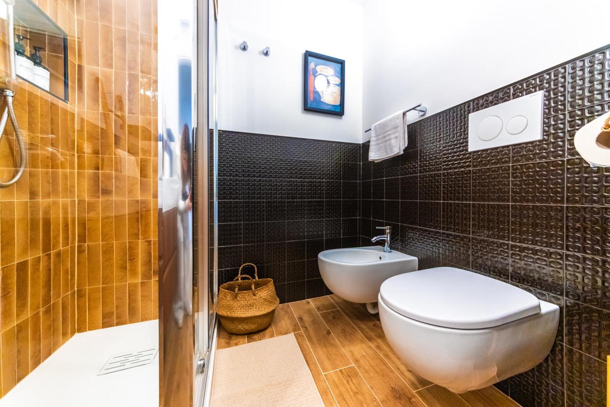 Lägenhet Casa Fen Palazzo Storico - Re Di Metro A - 2camere2bagni *